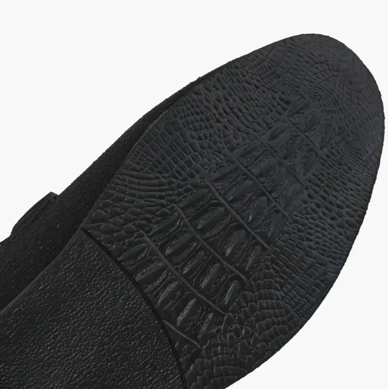 Minimalistischer Wildleder-Loafer Carvell Line